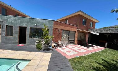 Se vende Preciosa Propiedad en Condominio Cerro La Paloma, Barrio Residencial de la comuna de Buin