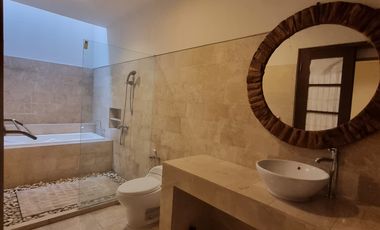 4 Bedroom Rumah di Hang Lekir - Bagus - Available Maret 2026