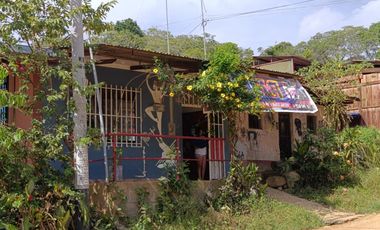 Una casa sencilla pero tuya, en una zona fresca y con aire puro, para que vivas a tu manera y en paz.