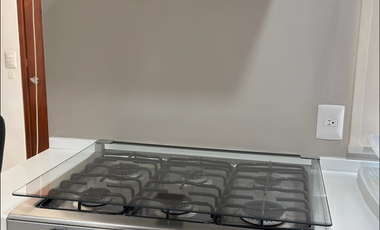 Departamento equipado con 2 recamaras, 2 balcones y 2 baños completos