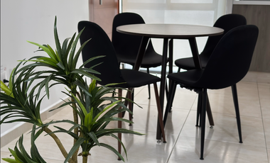 Departamento equipado con 2 recamaras, 2 balcones y 2 baños completos