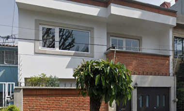 VENTA DE CASA EN Col. LETRAN DEL VALLE, BENITO JUAREZ, CDMX.