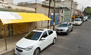 CASA EN VENTA EN PENSADOR MEXICANO, VENUSTIANO CARRANZA, CDMX. REMATE BANCARIO EN EXCELENTE UBICACIÓN Y GRAN PLUSVALÍA.