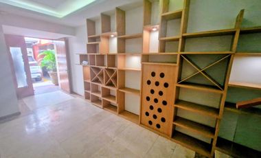 PRECIOSA CASA EN CONDOMINIO EN VENTA RODEADA DE JARDINES