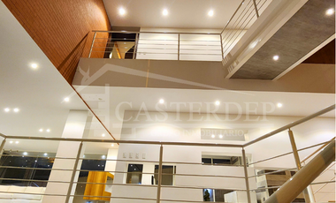 Venta de casa dentro de Urb. en el Norte de Quito