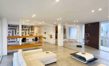 Venta de casa dentro de Urb. en el Norte de Quito