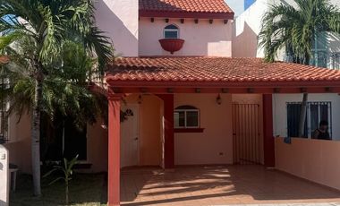Casa en Hacienda Dorada
