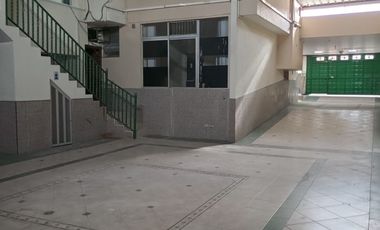 Casa de venta ideal para empresas o profesionales.