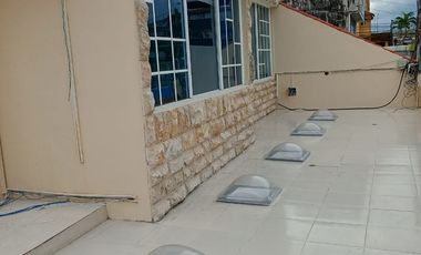 Casa de venta ideal para empresas o profesionales.