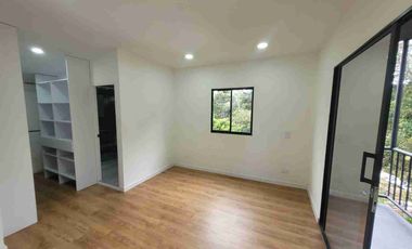 SE ARRIENDA CASA FINCA EN RIONEGRO