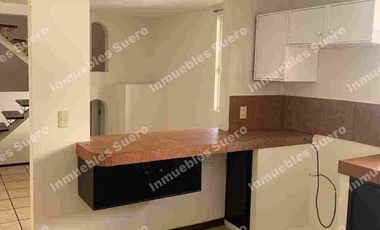 Casa de 3 recámaras, entre Murillo Vidal y Rébsamen