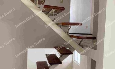 Casa de 3 recámaras, entre Murillo Vidal y Rébsamen