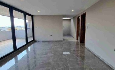Residencia en Venta en Lomas 1