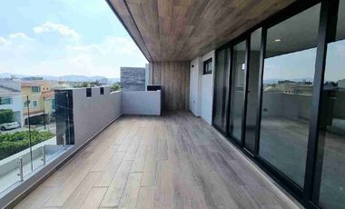 Residencia en Venta en Lomas 1