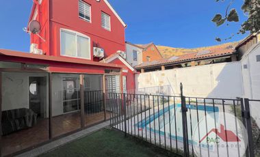 Venta casa 7 dormitorios en microbarrio cerrado, Valle lo Campino Quilicura