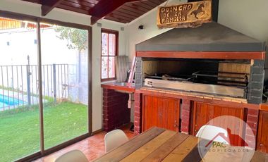 Venta casa 7 dormitorios en microbarrio cerrado, Valle lo Campino Quilicura