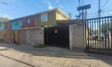 Casa A Venta En Calle Madrid En La Comuna De Conchalí