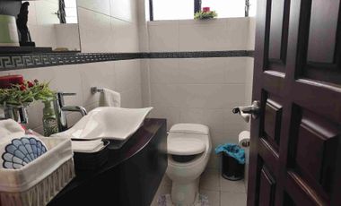 CASA COMERCIAL DE RENTA SE ENTREGA VACIA