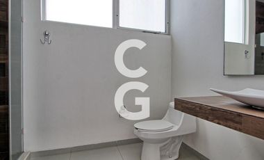 Casa en Venta en Cancun en Residencial Cumbres con Alberca