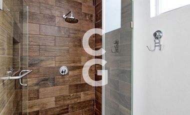 Casa en Venta en Cancun en Residencial Cumbres con Alberca