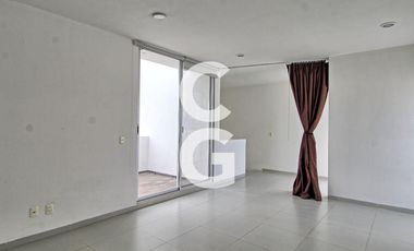 Casa en Venta en Cancun en Residencial Cumbres con Alberca