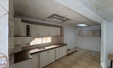 VILLAMIL PLAYAS VENDO CASA DE UN PISO CERCA AL MAR