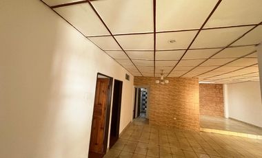 VILLAMIL PLAYAS VENDO CASA DE UN PISO CERCA AL MAR