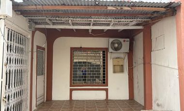 VILLAMIL PLAYAS VENDO CASA DE UN PISO CERCA AL MAR