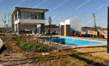 NORTE DE AGUASCALIENTES Terreno residencial en venta entrega inmediata Esquina Frente a Casa Club