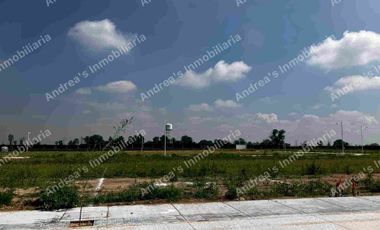 NORTE DE AGUASCALIENTES Terreno residencial en venta entrega inmediata Esquina Frente a Casa Club