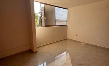 Penthouse moderno, con excelente ubicación, iluminación y espacios. 3 recámaras, 3 baños, roof garden