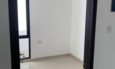 Rumah Baru Siap Huni Di Jl.Cihanjuang dekat polban bandung utara
