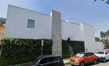 CASA EN RESIDENCIAL EN VENTA EN JARDINES DEL PREDEGAL EN SAN ÁNGEL, COYOACÁN, CDMX. REMATE BANCARIO EN EXCELENTE UBICACIÓN.