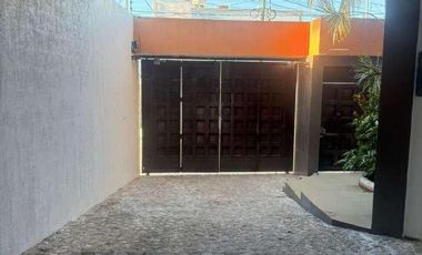 Casa cerca de la Caleta