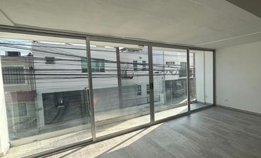 Renta casa en Colinas de San Jerónimo con alberca