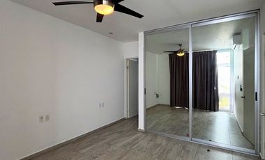 Renta casa en Colinas de San Jerónimo con alberca