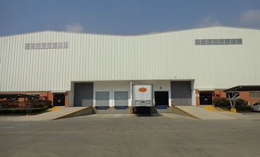 Bodega Alquilo 1.080 m2 /  $27 Millones /  Bodega En Conjunto Cerrado  / Ubicación: Acopi Zona Industrial Yumbo /