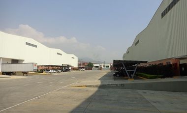 Bodega Alquilo 1.080 m2 /  $27 Millones /  Bodega En Conjunto Cerrado  / Ubicación: Acopi Zona Industrial Yumbo /
