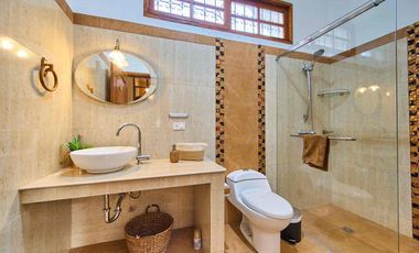 PRECIOSA CASA ESTILO COLONIAL