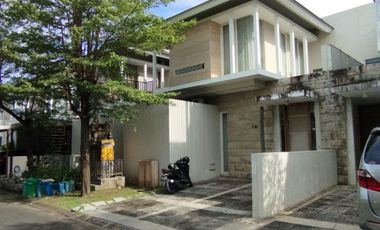 FOR SALE HUNIAN READY UNIT KAWASAN CLUSTER TERBAIK 5BR DI DENPASAR