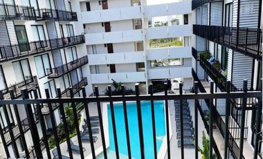 Estudio en venta amueblado en Urban Towers, Playa del Carmen Q. Roo