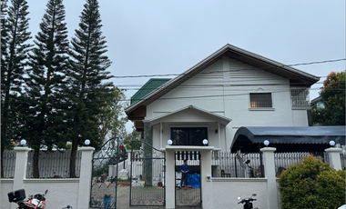 5 BR Corner Lot House at Metrogate Tagaytay Estates