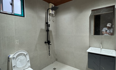 5 BR Corner Lot House at Metrogate Tagaytay Estates