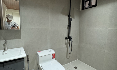 5 BR Corner Lot House at Metrogate Tagaytay Estates