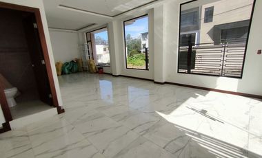 Venta de local comercial en Amable Maria Loja Ecuador