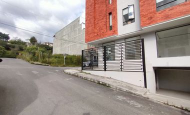 Venta de local comercial en Amable Maria Loja Ecuador
