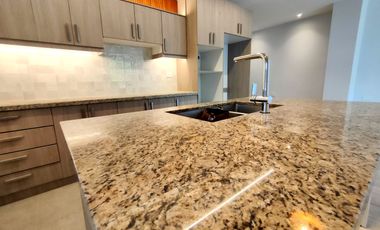 Venta de departamento en Amable Maria Loja Ecuador