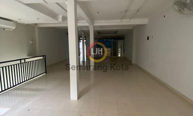 Ruko bagus di jalan Sukowati