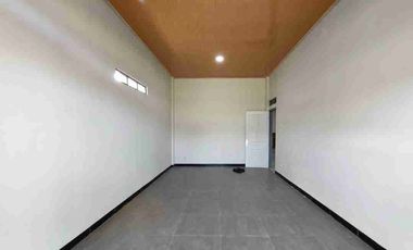 Rumah baru dan besar di kontrakan di candi sari kalasan sleman