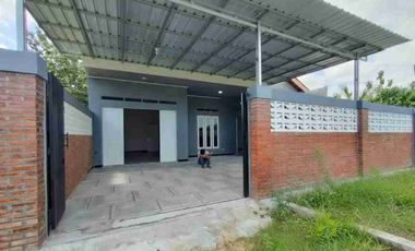 Rumah baru dan besar di kontrakan di candi sari kalasan sleman